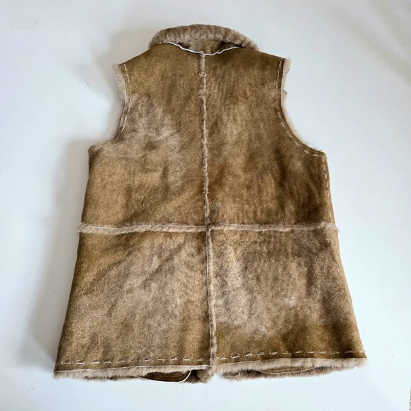 Sundance sheepskin west. - Picture 2 of 7